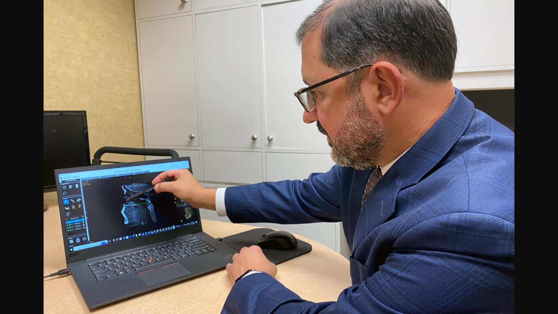 <p>Dr. George Mandelaris, a Chicago-area periodontist, says he has consulted with AGGA patients who were “mangled” and “disfigured” to the point of abuse. </p>