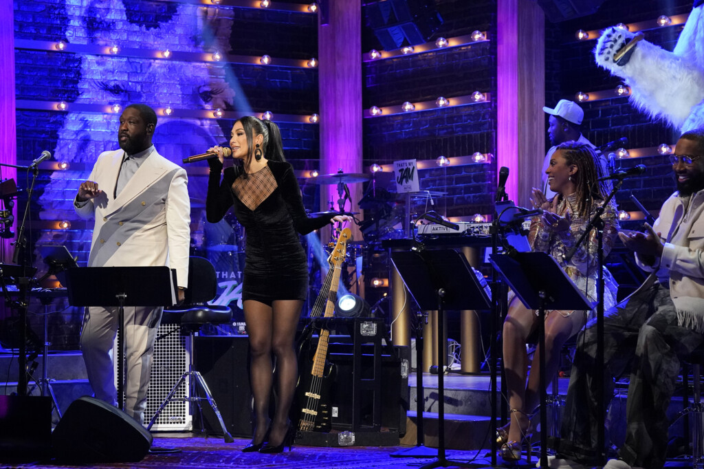 Nicole Scherzinger Covers Celine Dion’s ‘my Heart Will Go On’ In Led Zeppelin Style