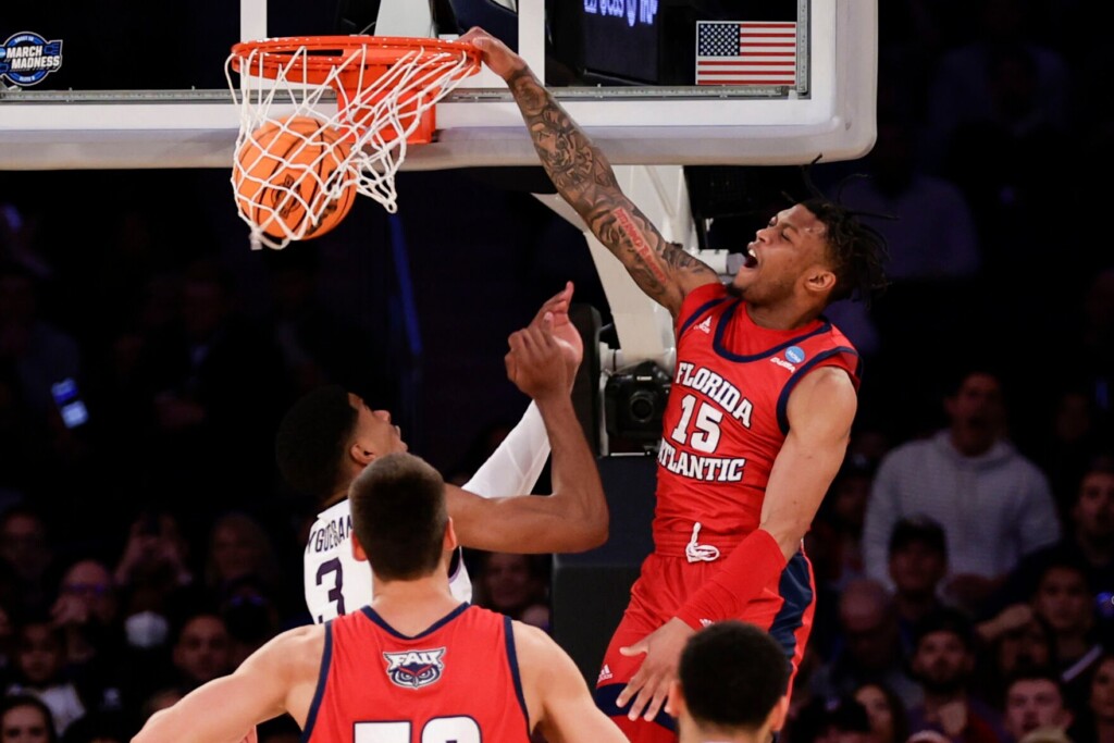 Fau Holds Off Nowell, Kansas State To Reach First Final Four