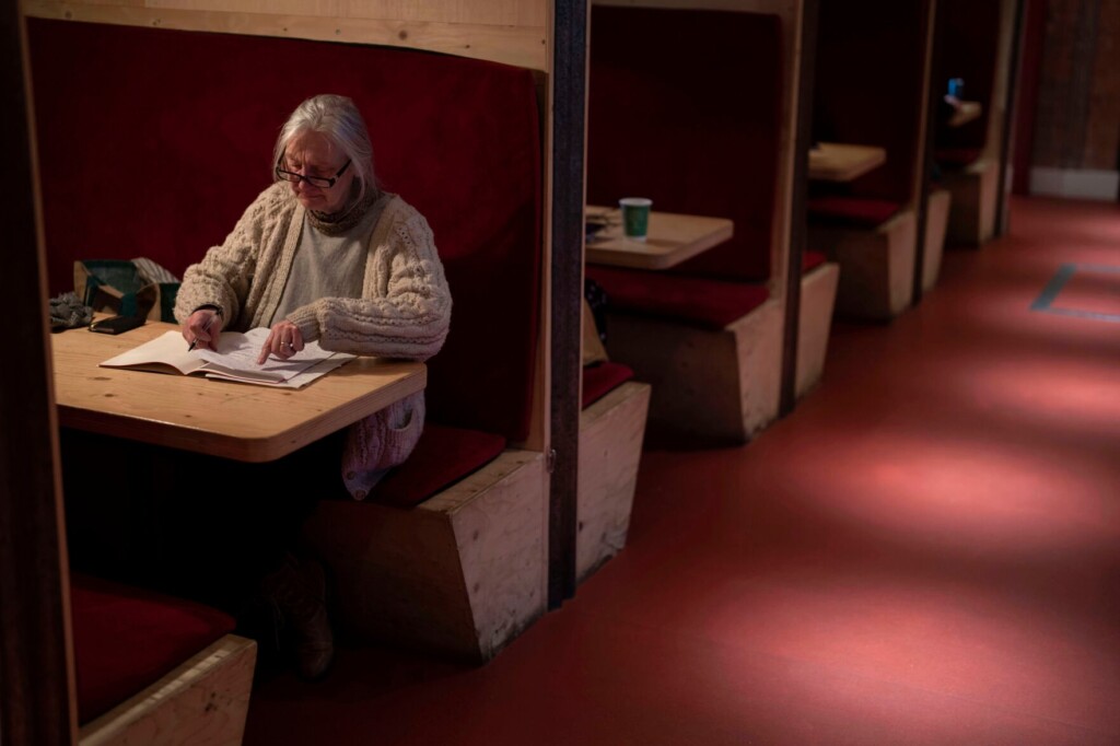 In Britain, ‘warm Hubs’ Emerge To Beat Soaring Energy Costs