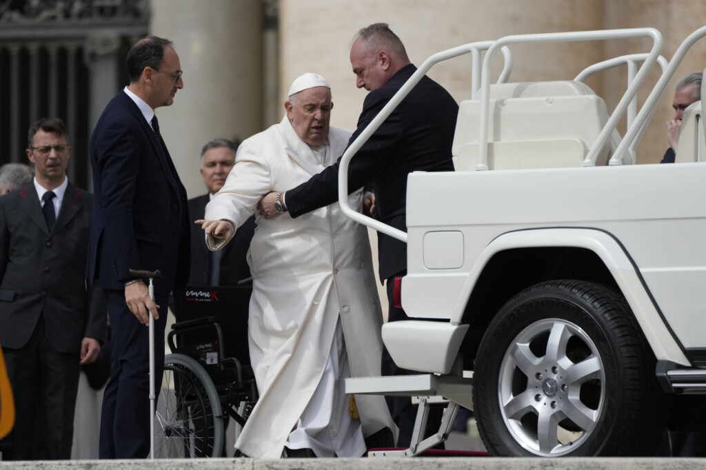 Vatican: Pope To Be Hospitalized For Several Days; Had Difficulty Breathing