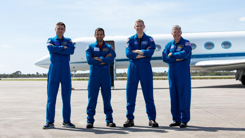 Spacex Heads For Second Astronaut Launch Attempt After Last Minute Ignition Issue