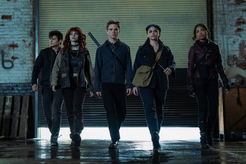 ‘gotham Knights’ And ‘superman & Lois’ Give The Cw A Less Than Super One Two Punch