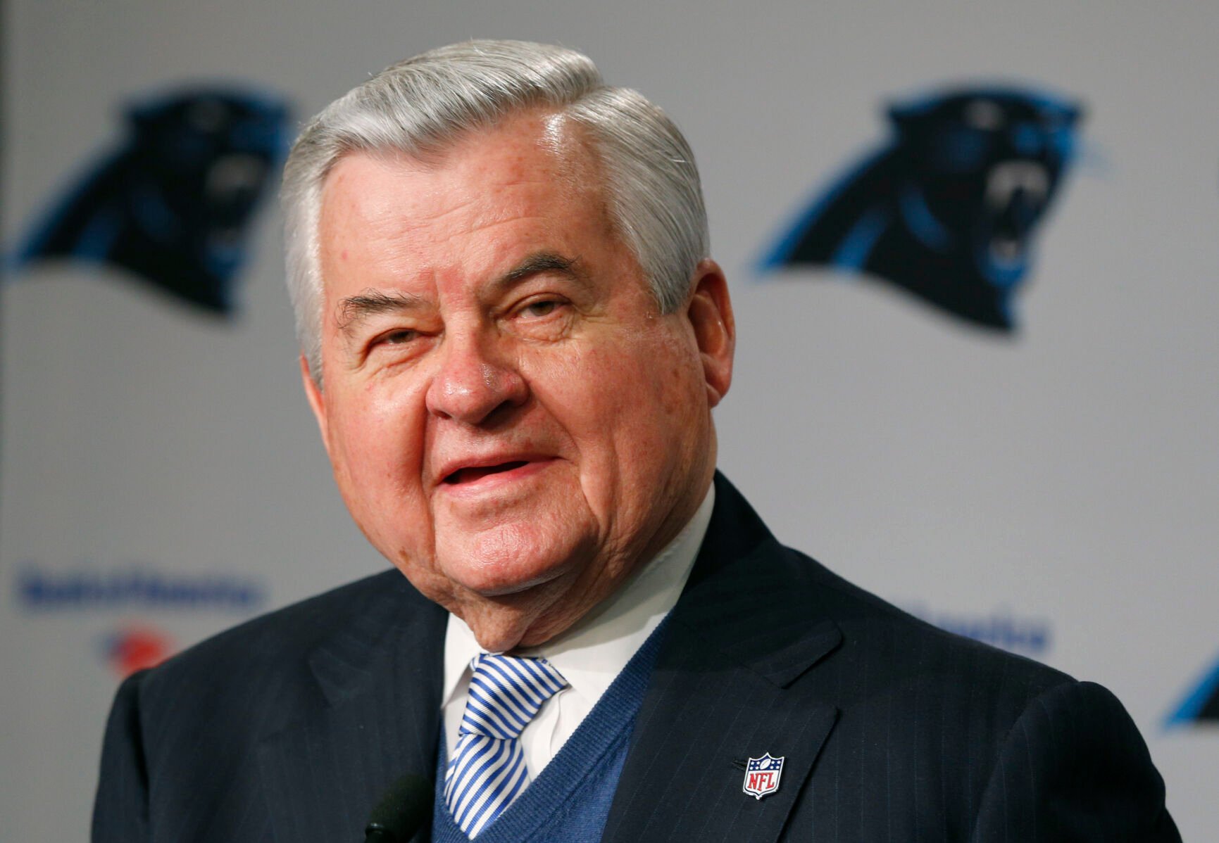 <p>Carolina Panthers founder Jerry Richardson died peacefully Wednesday night at his Charlotte home.</p>