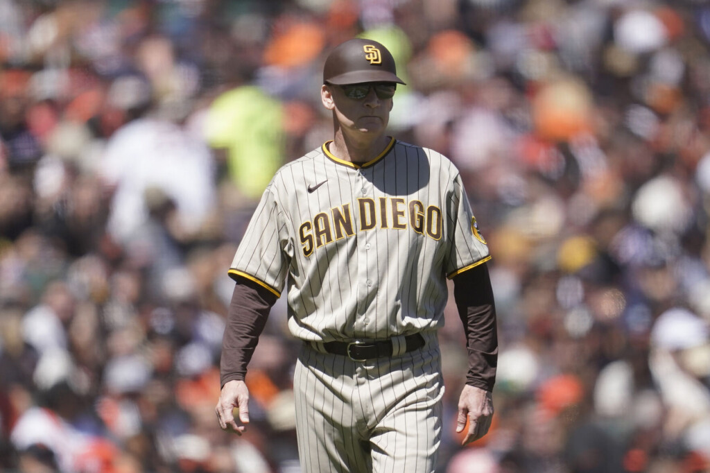Padres 3b Coach Matt Williams Has Colon Cancer
