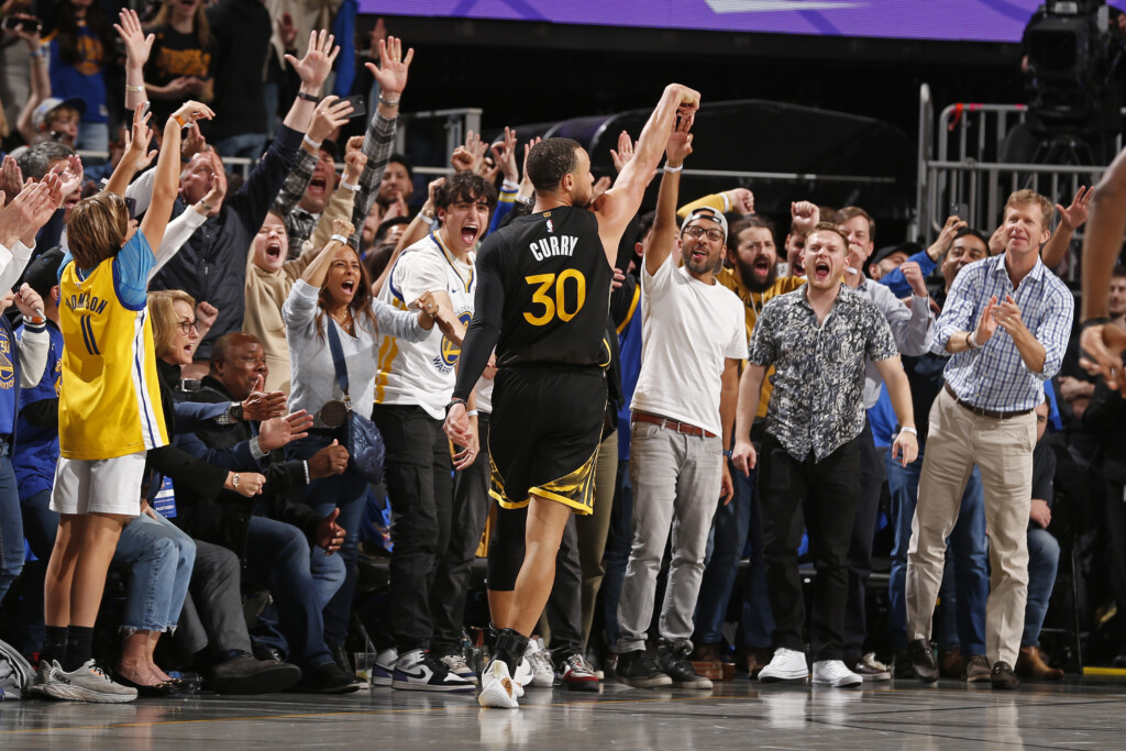 ‘fearless’ Steph Curry Inspires Golden State Warriors To Victory Against Milwaukee Bucks