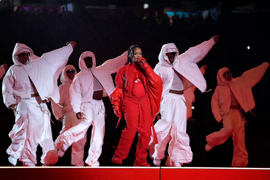 Rihanna Sent Flowers To Senior Citizens Who Replicated Her Super Bowl Performance