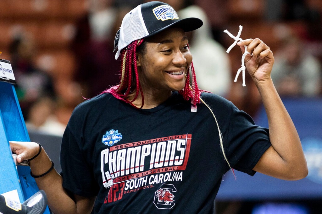 South Carolina Women Cap Wire To Wire No. 1 Run In Ap Top 25