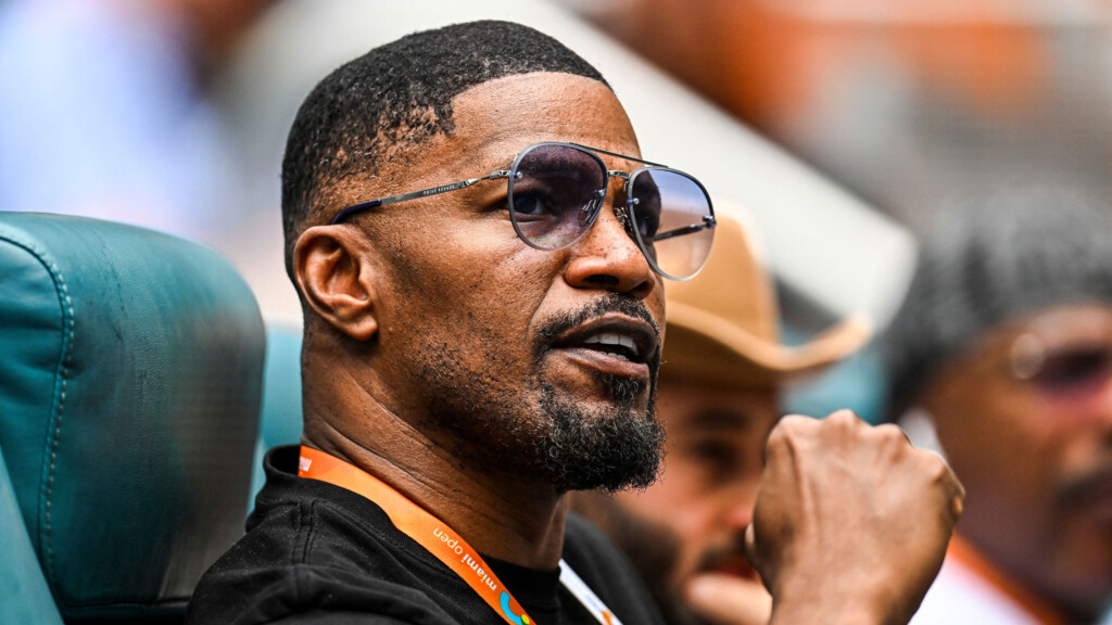 Jamie Foxx Remains Hospitalized Nearly A Week After Experiencing ‘medical Complication’