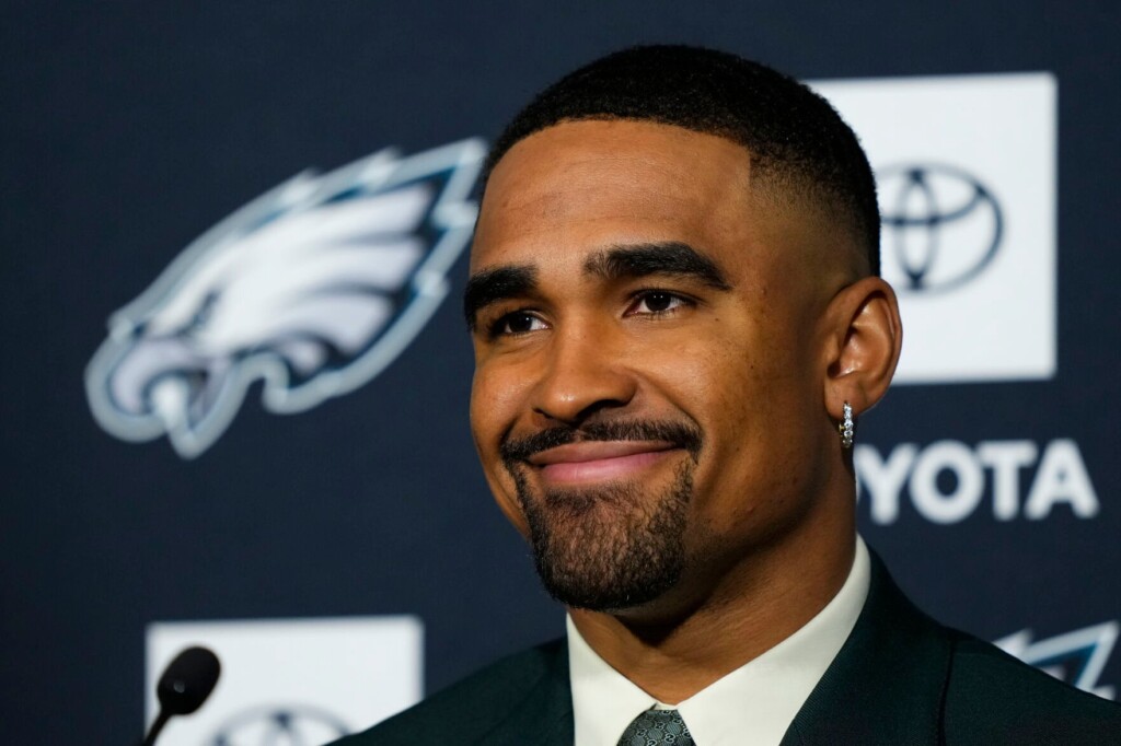 Eagles’ Hurts Says Big Money Deal Won’t Change His Mentality