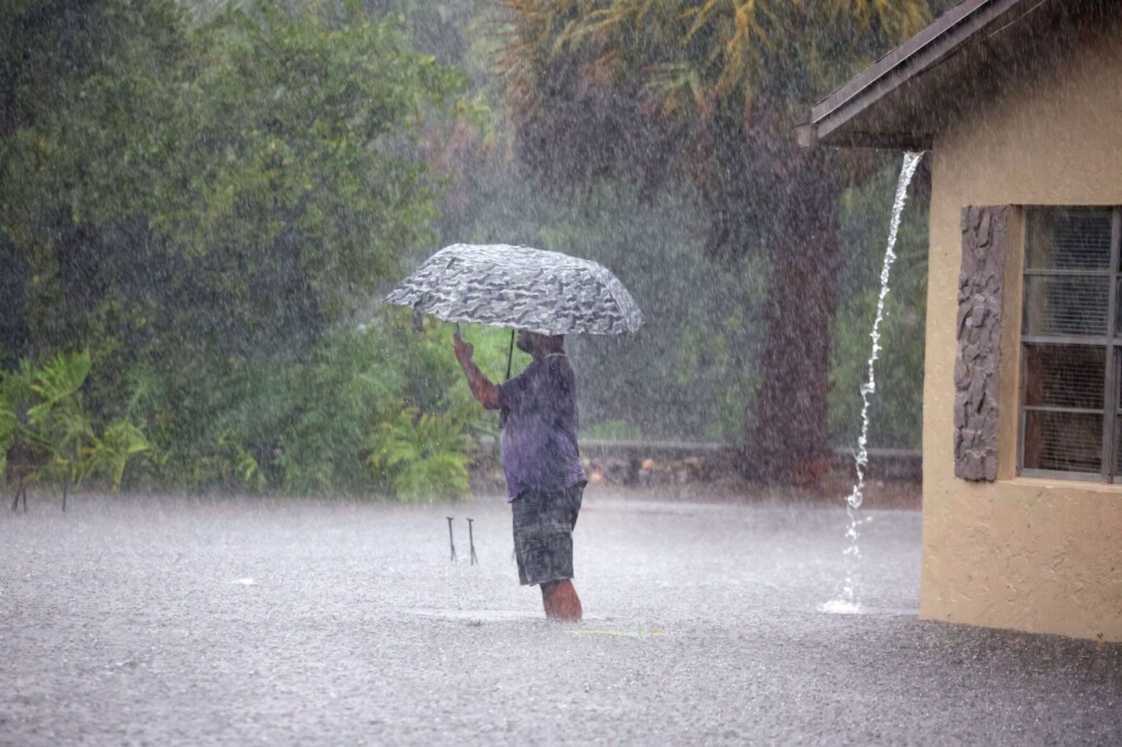 South Florida Struggling To Emerge From ‘life Threatening’ Floods