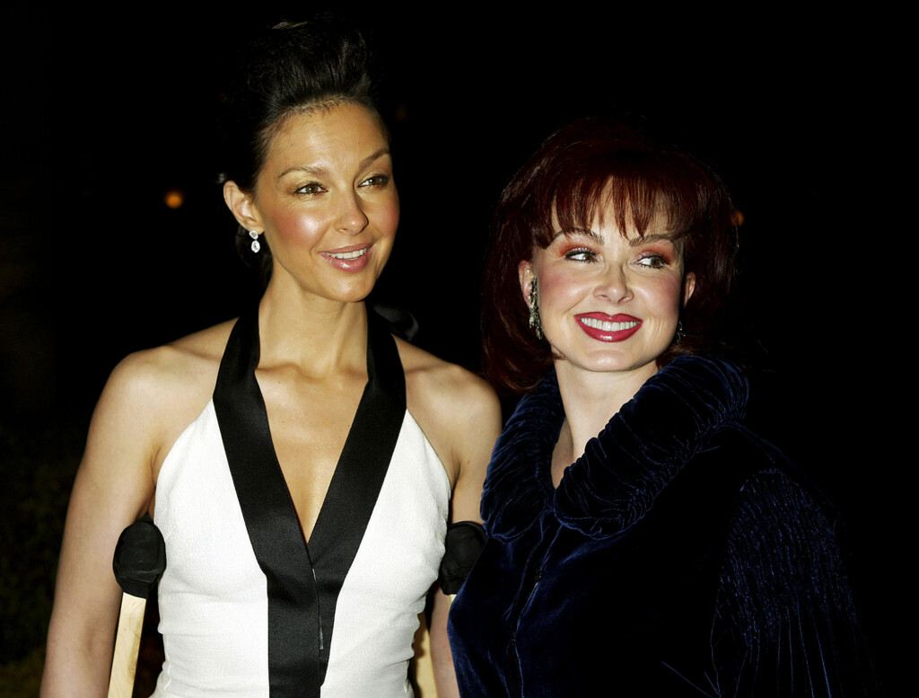 Ashley Judd Marks First Birthday Since Death Of Mom Naomi Judd