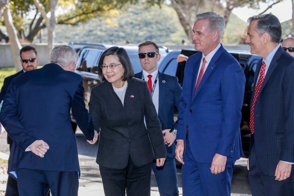 Us House Leader, Taiwan President Meet As China Protests