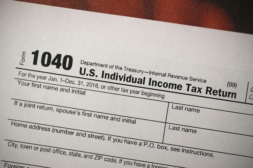 A Last Minute Guide To Filing Your 2022 Return: Ev Credits, Shrinking Refunds And The End Of Pandemic Tax Relief