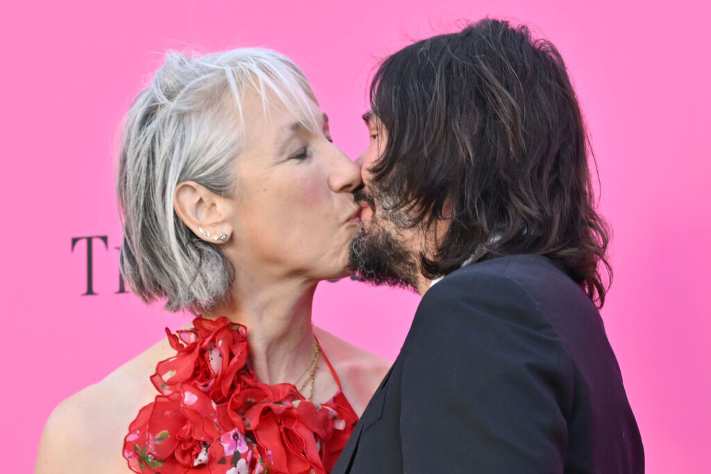Keanu Reeves And Girlfriend Alexandra Grant Share Rare Public Kiss