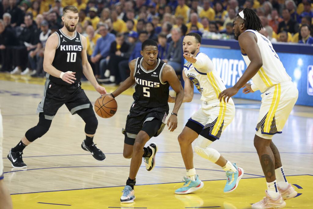 Nba Playoffs: Golden State Warriors Edge Past The Sacramento Kings Despite Botched Timeout To Level Series