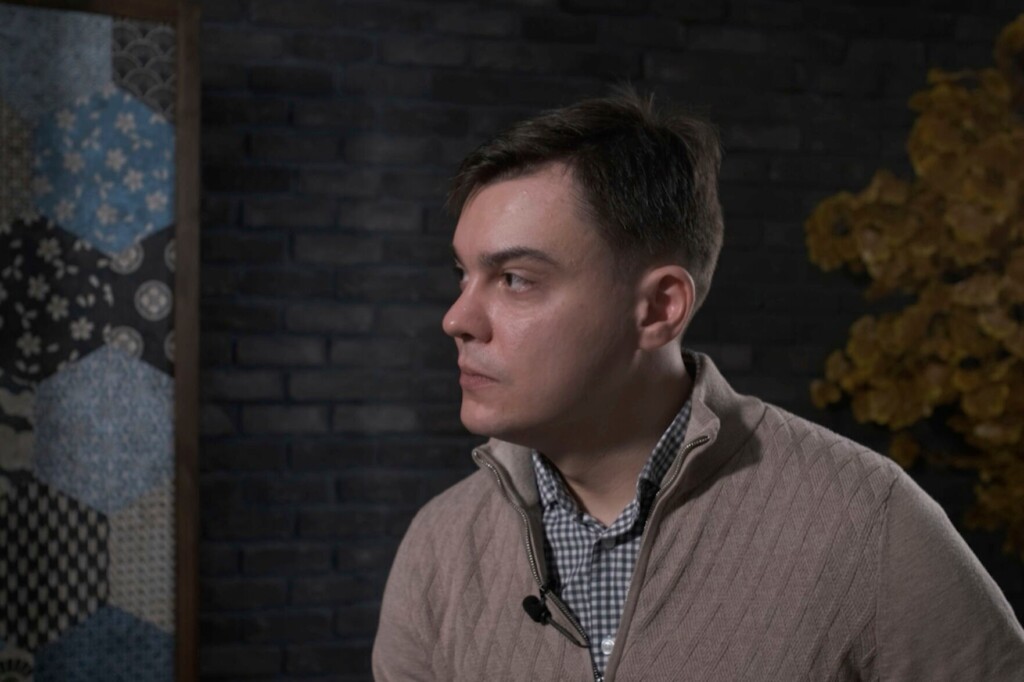 Antiwar Officer From Putin’s Elite Security Team Defects