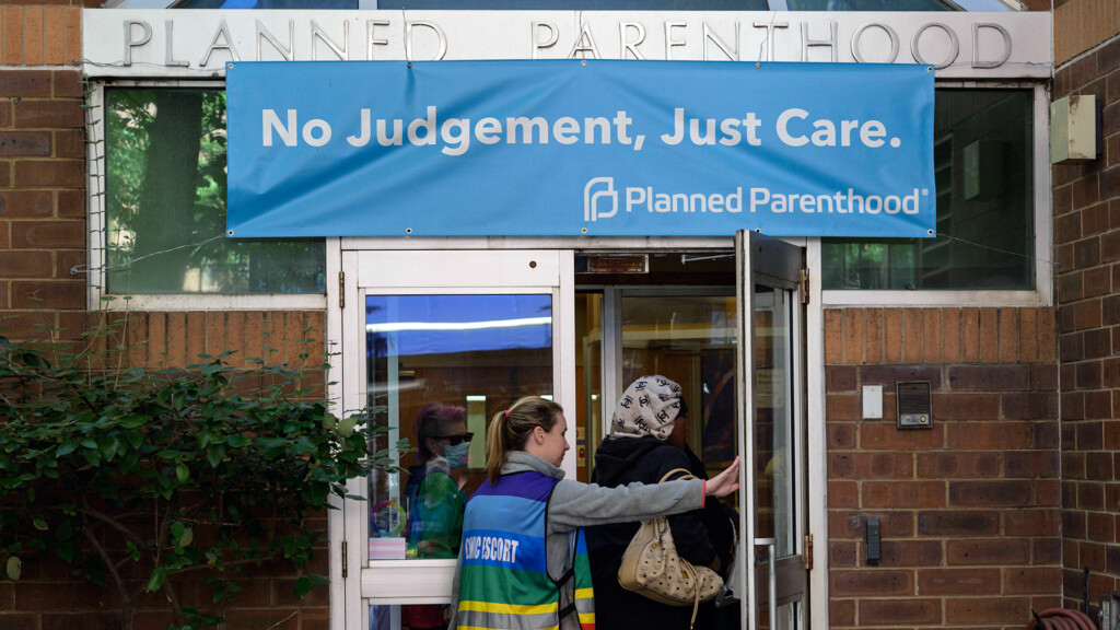 There Were 32,000 Fewer Legal Abortions In The Us In The Six Months After The Dobbs Decision, New Analysis Suggests