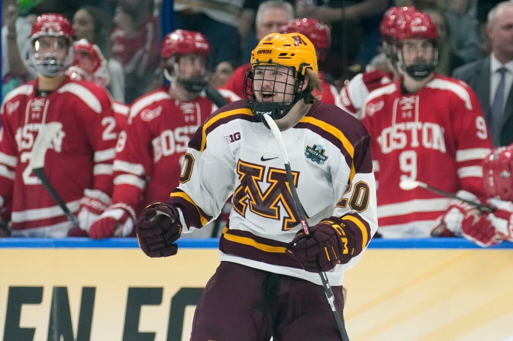 Minnesota Scores 4 Goals In 3rd, Advances Past Boston In Frozen Four