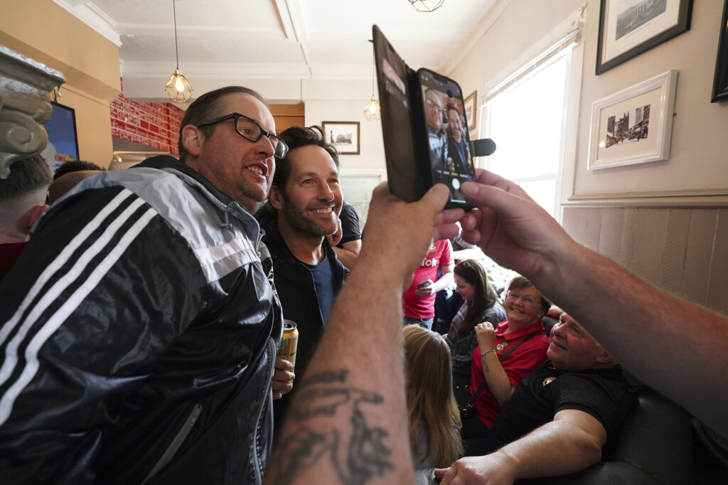 Paul Rudd Films Emotional Moment Between Ryan Reynolds And Rob Mcelhenney After Wrexham Secures Promotion