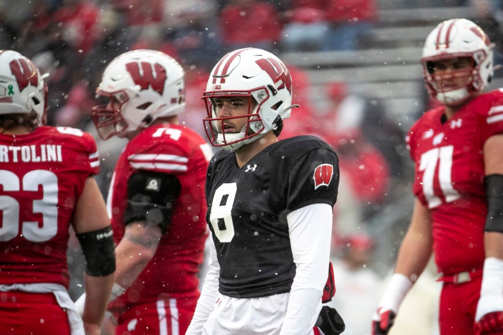 Wisconsin Spends Spring Practice Adapting To New Offense