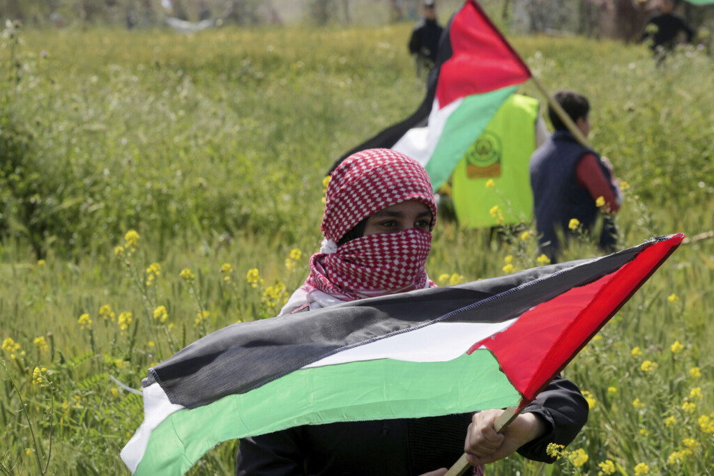 Israel Holding Over 1,000 Without Charge, Most Since 2003
