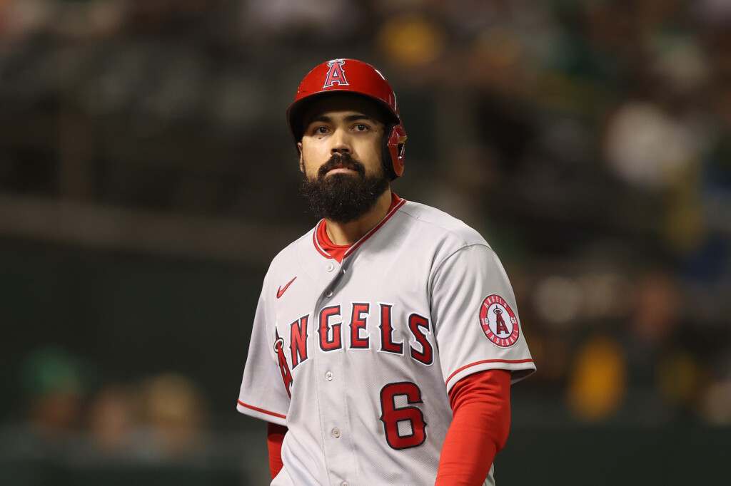 Mlb Investigating Altercation Between Los Angeles Angels’ Anthony Rendon And Fan
