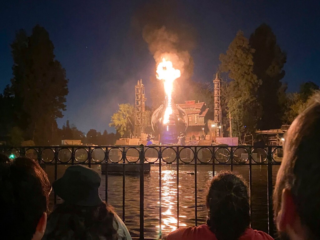 Animatronic Dragon Bursts Into Flames During Disneyland Show