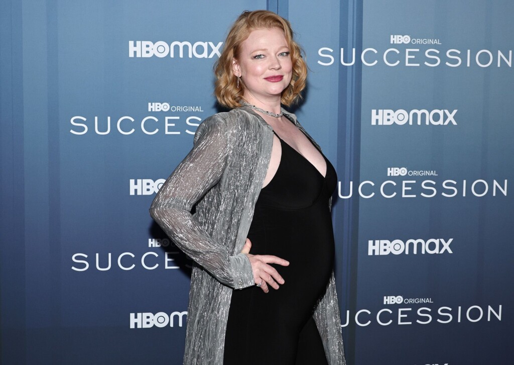 Sarah Snook May Have Just Introduced Her New Baby In The Cutest Way