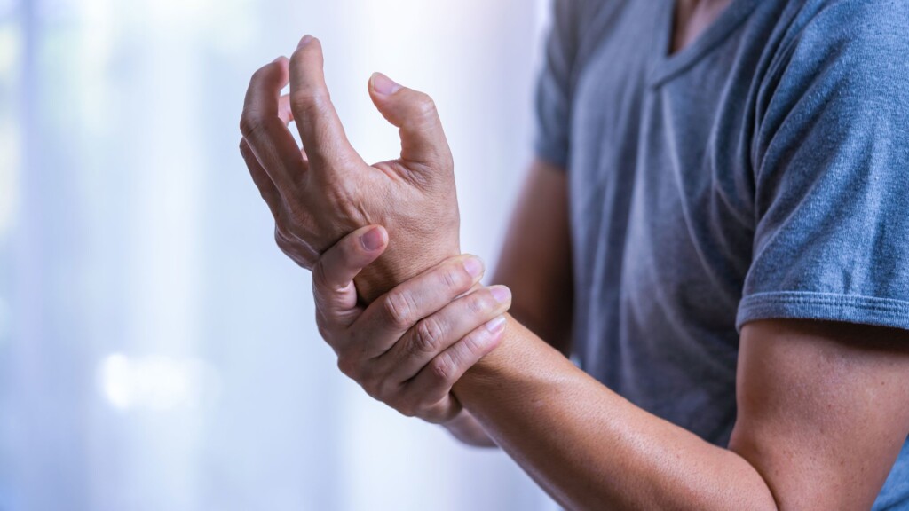 Chronic Pain Is Substantially More Common In The Us Than Diabetes, Depression And High Blood Pressure, Study Finds