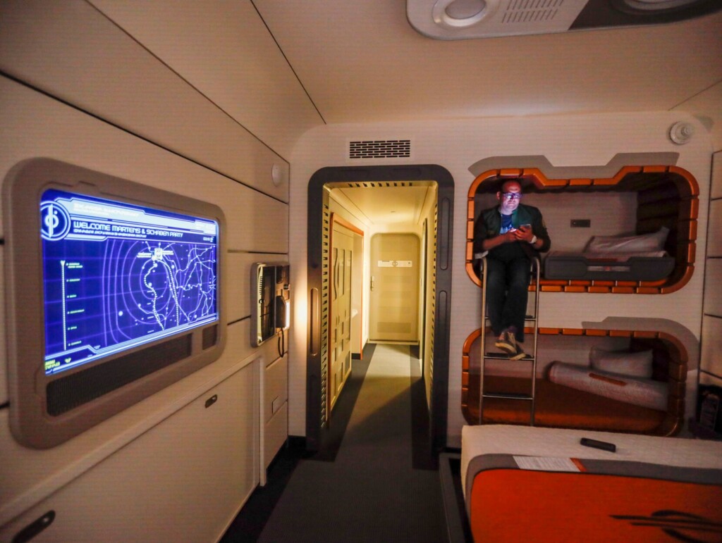 Disney World’s ‘star Wars: Galactic Starcruiser’ Immersive Hotel To Close