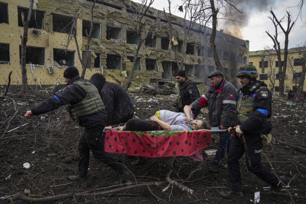 Ap Wins Public Service, Photo Pulitzers For Ukraine Coverage