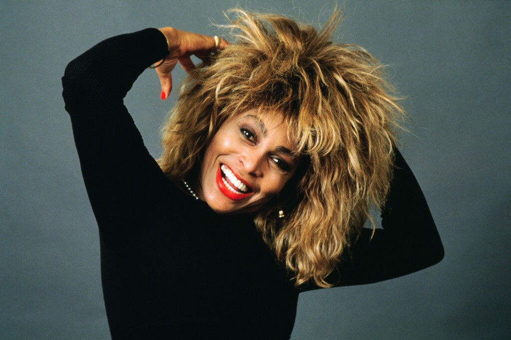 Oprah Winfrey, Mick Jagger, Roberta Flack And Others Share Emotional Tributes To Tina Turner