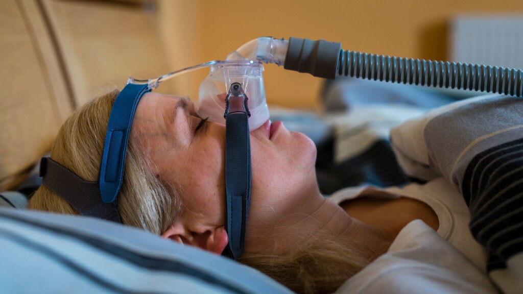 Sleep Apnea Linked To Smaller Brain Volume, Study Finds