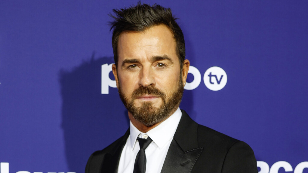 Justin Theroux Talks About Not Talking About Jennifer Aniston In New Interview