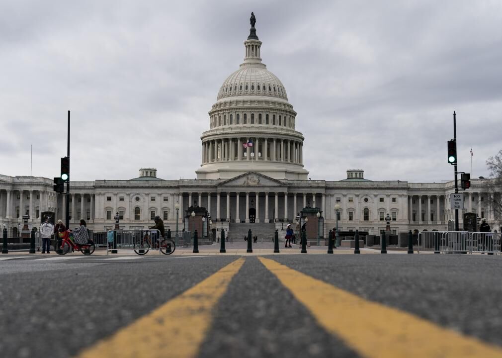 Biden, Congressional Leaders Meet To Discuss Nation’s Debt Limit; Mccarthy Sees ‘no New Movement’