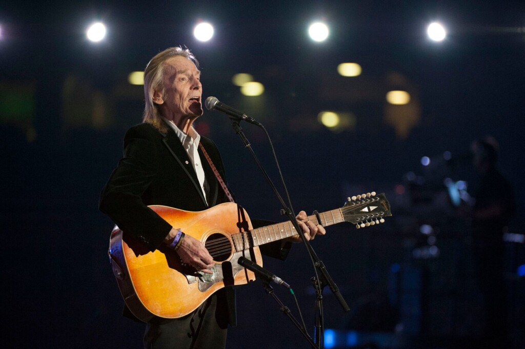 Canadian Folk Singer Gordon Lightfoot Dies At 84