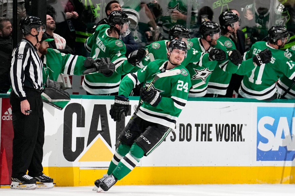 Hintz, Johnston Score As Stars Beat Kraken, Advance To West Final