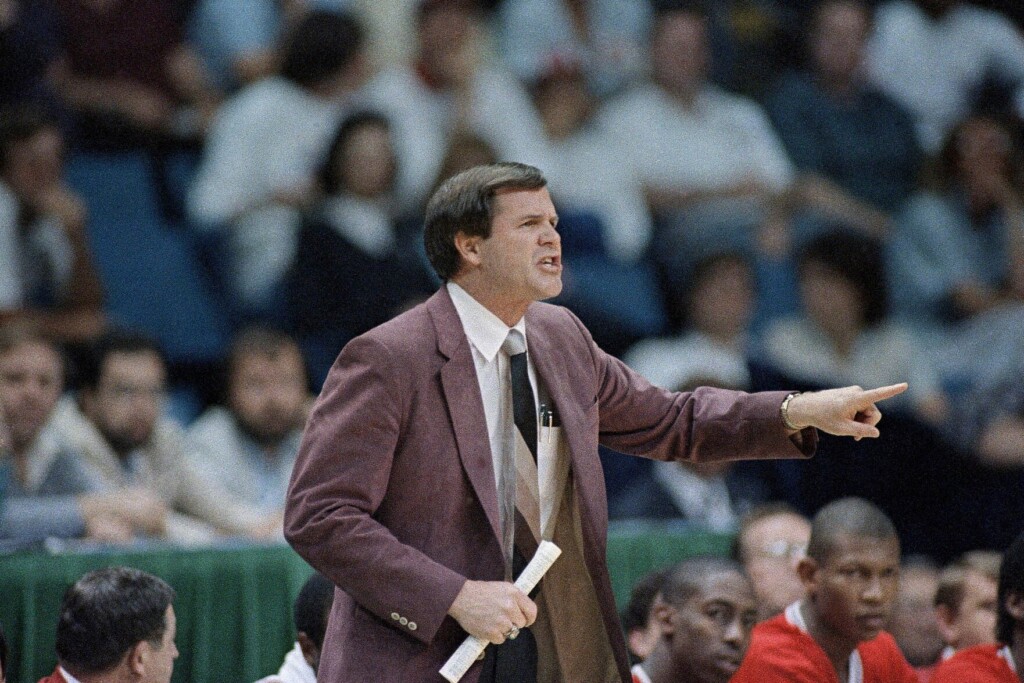 Denny Crum, Who Coached Louisville To 2 Ncaa Titles, Dies