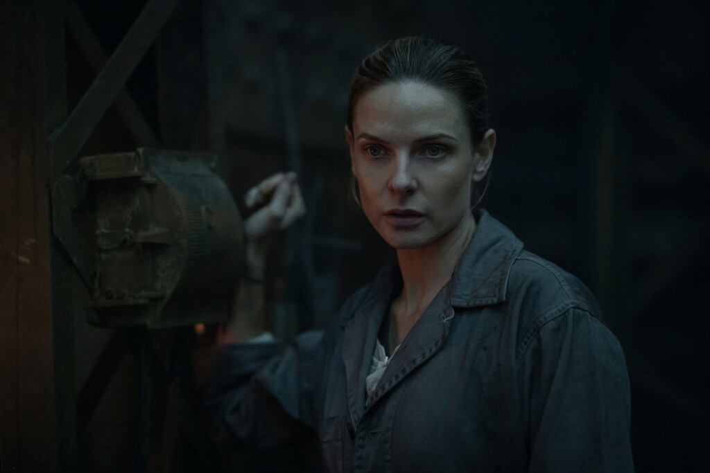 ‘silo’ Explores A Dystopian World Where Residents Can’t Go Outside (but Viewers Might Want To)