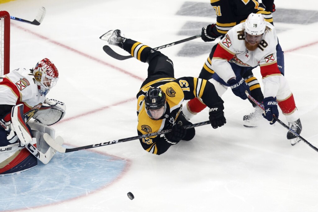 Panthers Oust Record Setting Bruins 4 3 In Ot In Game 7