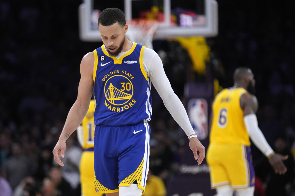 Los Angeles Lakers Take 3 1 Series Lead Over Golden State Warriors Despite Steph Curry’s Triple Double
