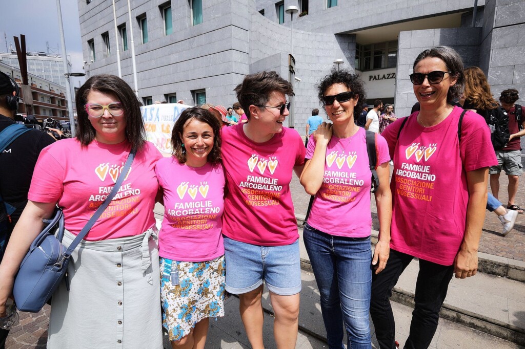 Italian Women Protest Prosecutor’s Call To Erase Lesbian Mother’s Name From Child’s Birth Certificate