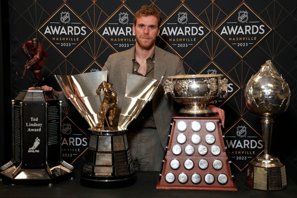 Connor Mcdavid Wins Third Nhl Mvp, Falls One Vote Short Of Unanimous Selection