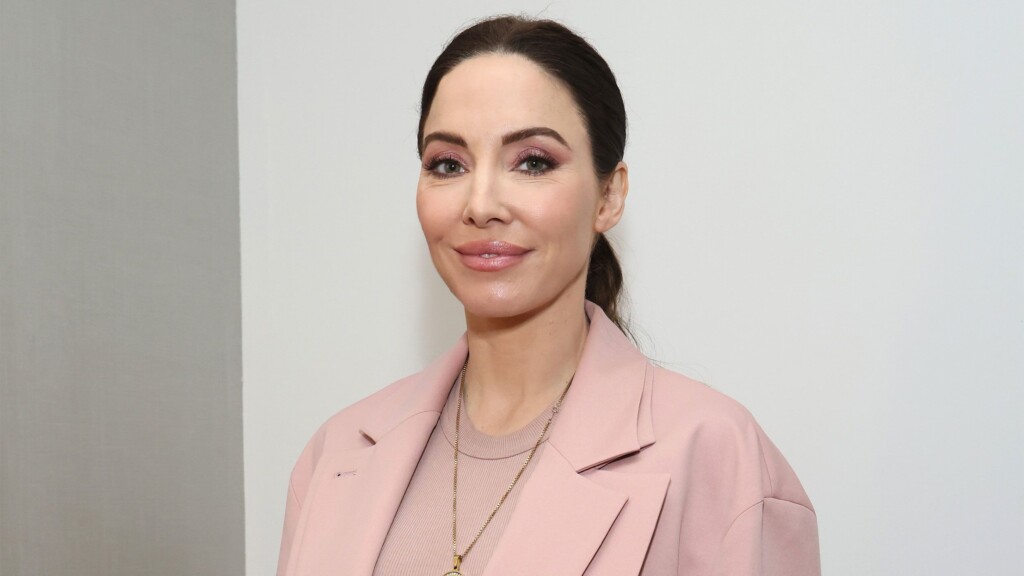 Whitney Cummings Announces She Is Pregnant