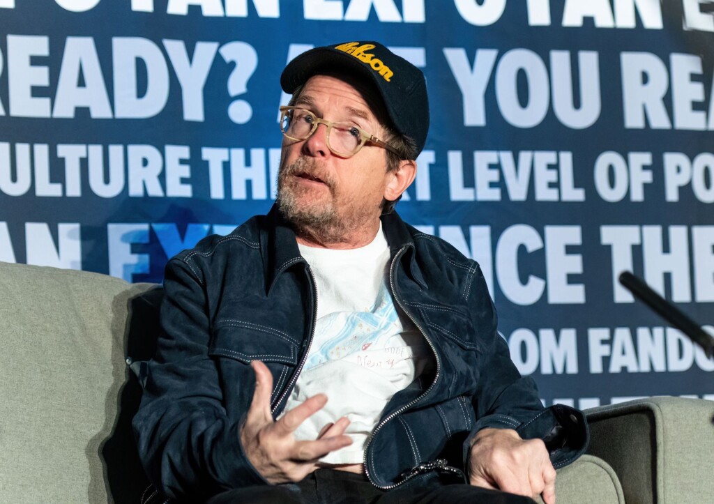 Michael J. Fox Takes A Fall At ‘back To The Future’ Panel