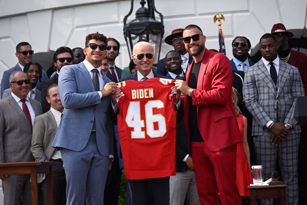 Patrick Mahomes Draws Laughter At White House As He Steers Travis Kelce Away From Microphone