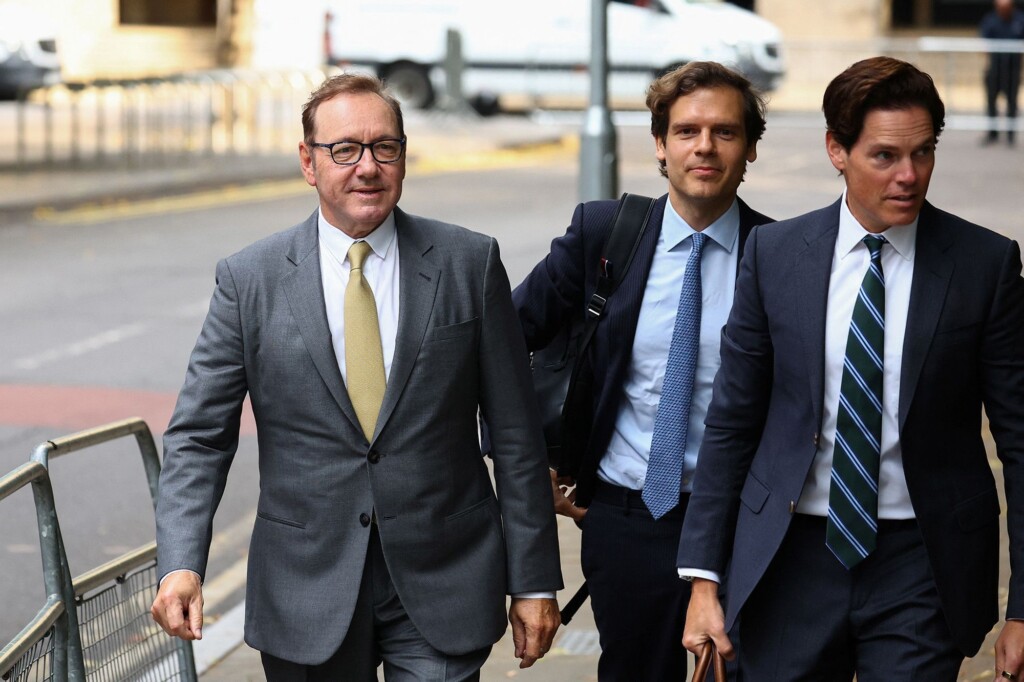 Kevin Spacey Is A ‘sexual Bully,’ Uk Prosecutor Tells Court