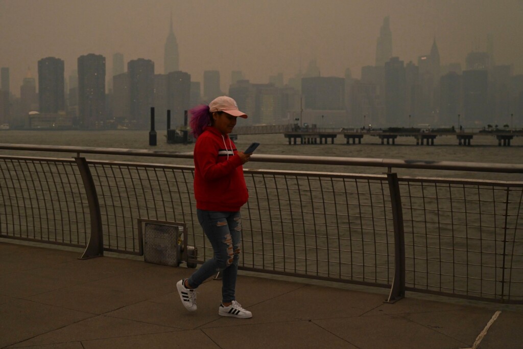 How To Minimize The Health Risks Of Wildfire Smoke