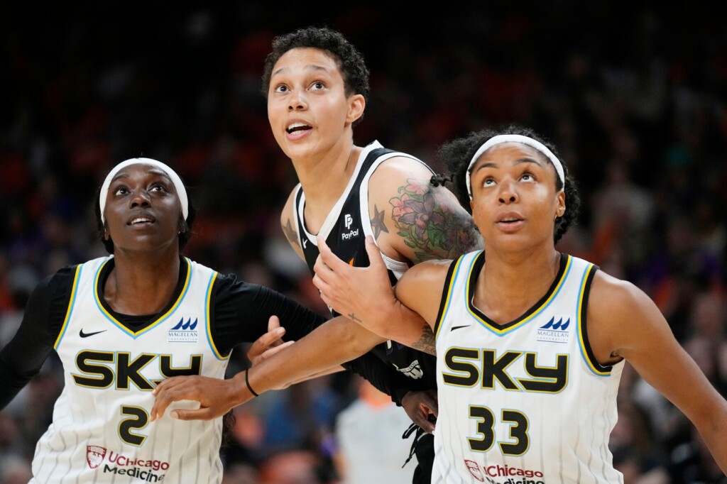 Sky Competitive After Massive Changes Following 2021 Wnba Title